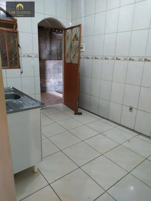 Casa com 2 quartos à venda e para alugar, 180m2 em Sarzedo - MG - imagem 7 Foto 7 de Casa com 2 quartos à venda e para alugar, 180m2 em Sarzedo - MG