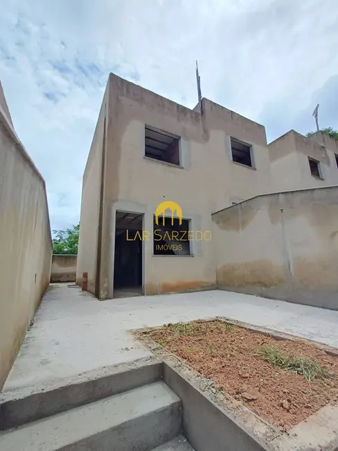 Foto 1 de Casa com 2 quartos à venda, 60m2 em Jardim Rosário, Ibirite - MG