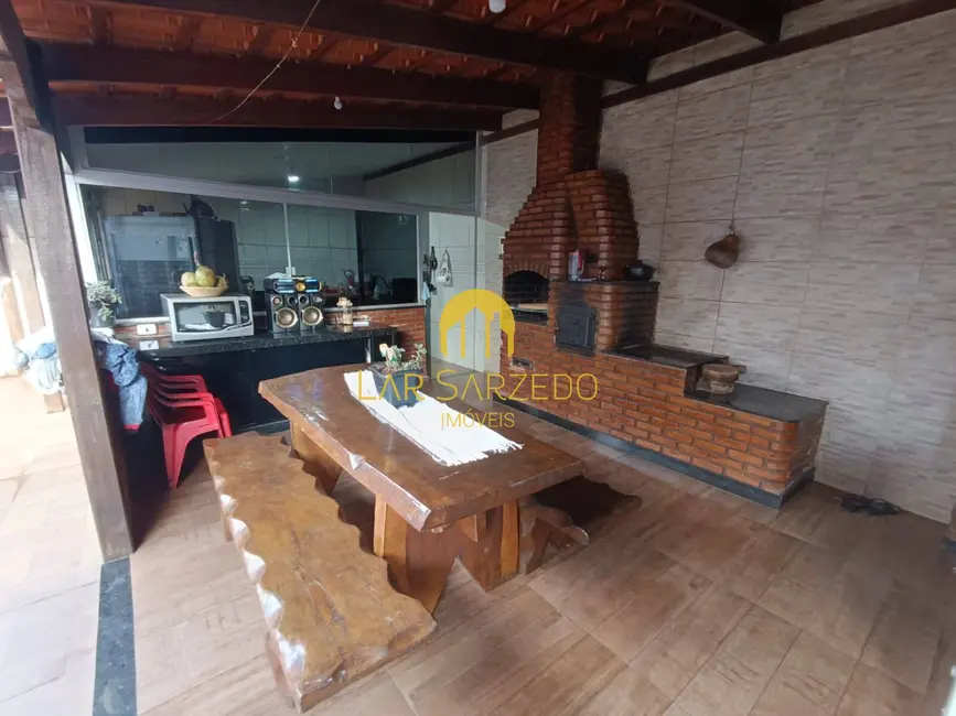 Foto 9 de Casa com 4 quartos à venda, 260m2 em Sarzedo - MG