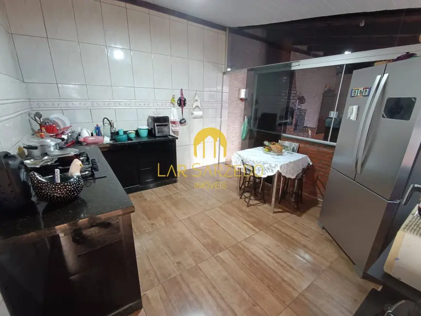 Foto 2 de Casa com 4 quartos à venda, 260m2 em Sarzedo - MG