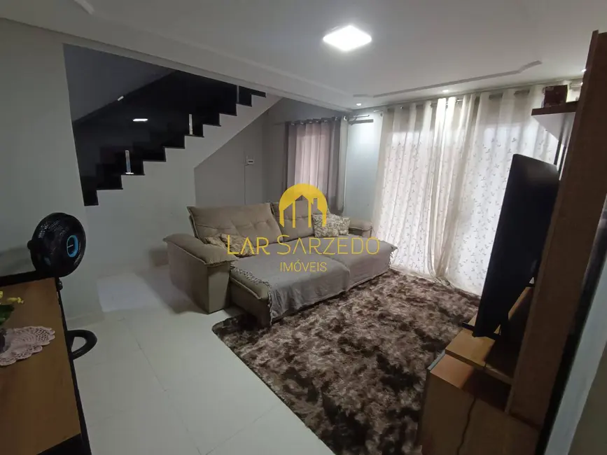 Foto 1 de Casa com 4 quartos à venda, 260m2 em Sarzedo - MG