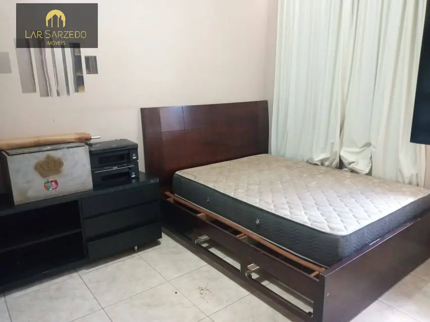 Foto 9 de Casa com 3 quartos à venda, 1200m2 em Sarzedo - MG