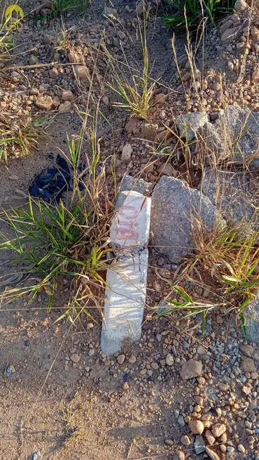 Foto 5 de Terreno / Lote à venda, 432m2 em Sarzedo - MG