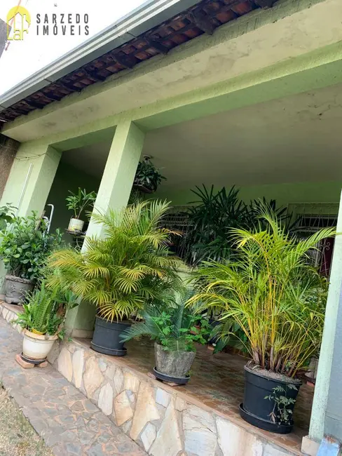 Foto 3 de Casa com 3 quartos à venda, 360m2 em Sarzedo - MG