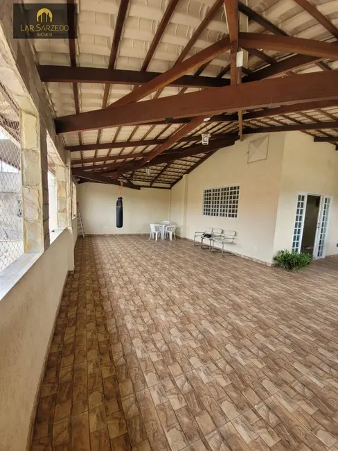 Foto 1 de Casa com 5 quartos à venda, 391m2 em Sarzedo - MG