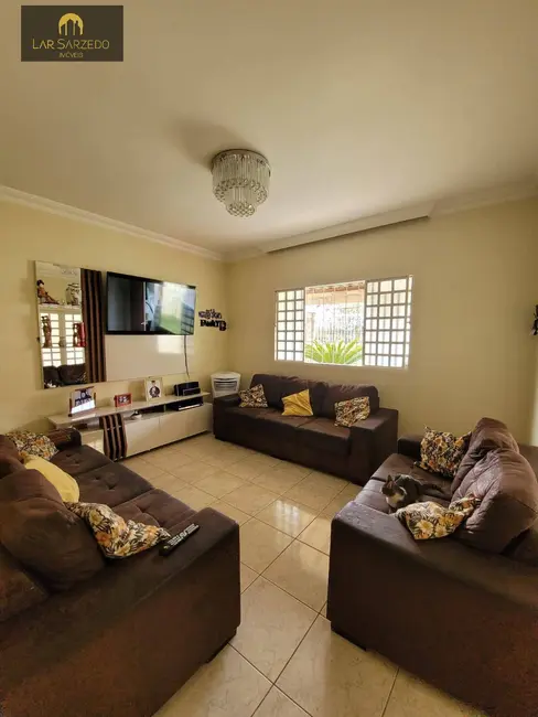 Foto 5 de Casa com 5 quartos à venda, 391m2 em Sarzedo - MG