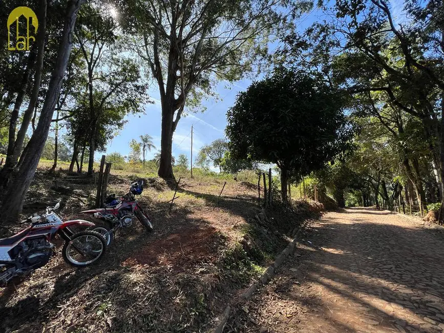 Terreno / Lote à venda, 5000m2 em Mario Campos - MG - imagem 8 Foto 8 de Terreno / Lote à venda, 5000m2 em Mario Campos - MG