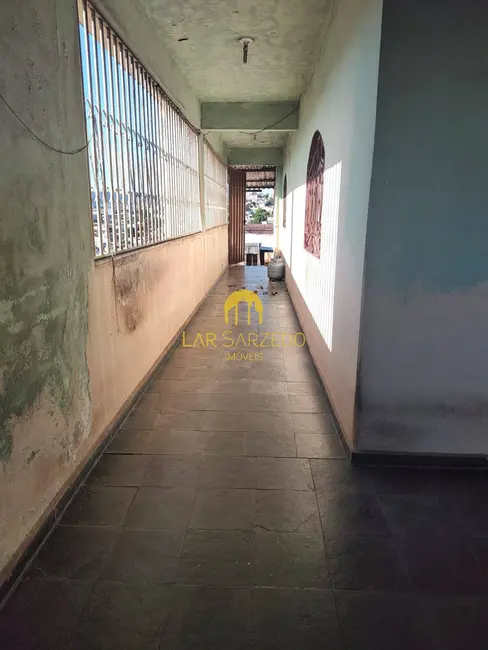 Casa com 9 quartos à venda, 400m2 em Lindéia (Barreiro), Belo Horizonte - MG - imagem 3 Foto 3 de Casa com 9 quartos à venda, 400m2 em Lindéia (Barreiro), Belo Horizonte - MG