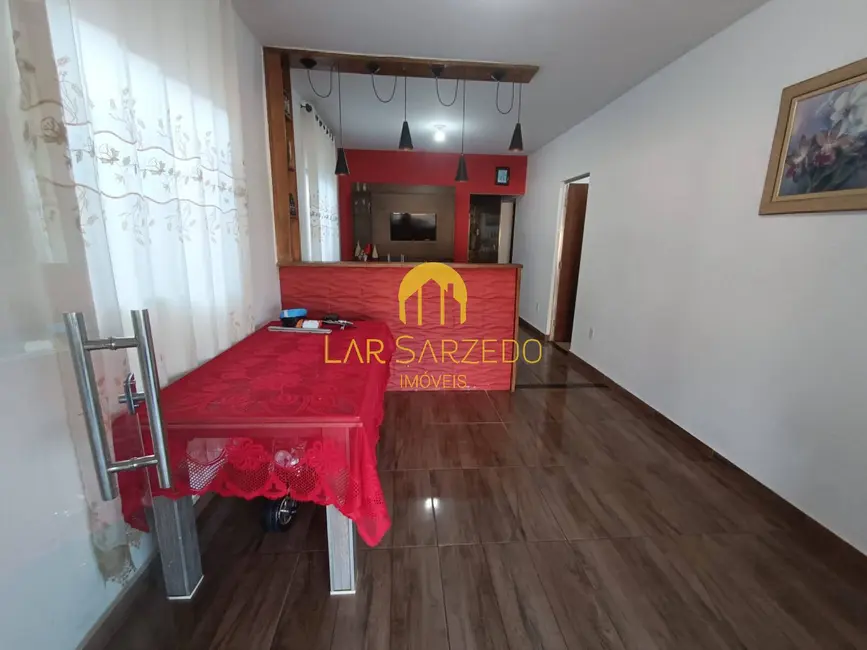 Foto 1 de Casa com 3 quartos à venda em Sarzedo - MG