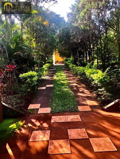 Foto 2 de Casa com 3 quartos à venda, 2000m2 em Igarape - MG