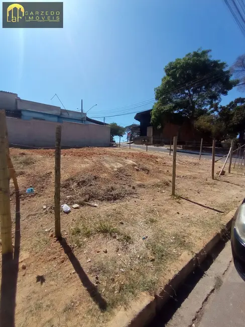 Foto 5 de Terreno / Lote à venda, 180m2 em Centro, Sarzedo - MG