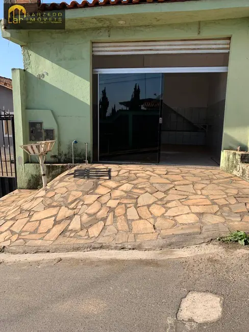 Foto 2 de Casa com 2 quartos à venda, 250m2 em Sarzedo - MG