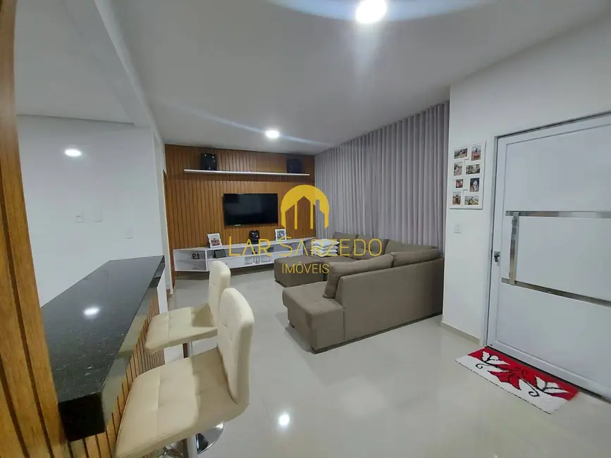 Foto 3 de Casa de Condomínio com 2 quartos à venda, 360m2 em Sarzedo - MG