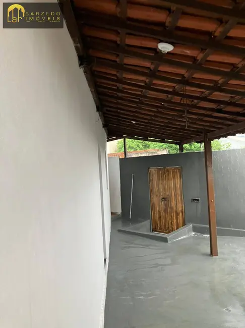 Foto 5 de Casa com 2 quartos à venda, 150m2 em Sarzedo - MG