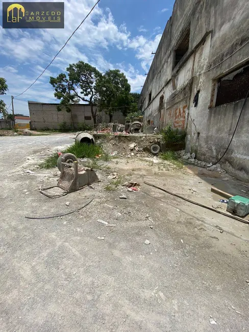 Foto 3 de Terreno / Lote à venda, 7080m2 em Sarzedo - MG