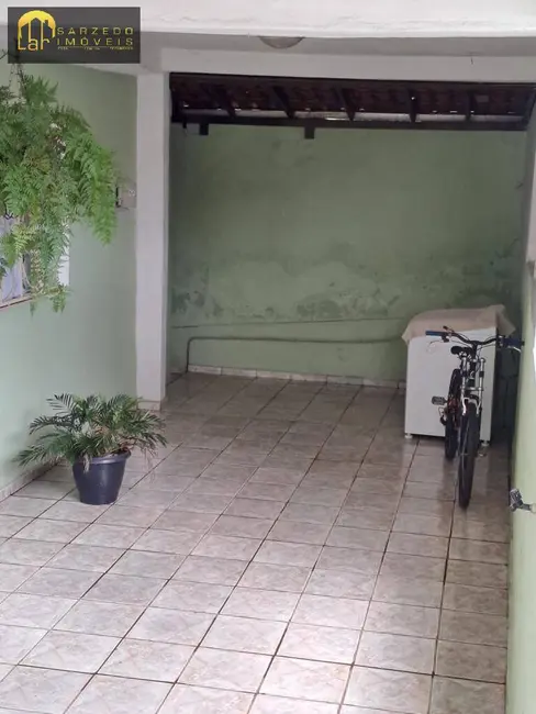 Foto 4 de Casa com 3 quartos à venda em Centro, Sarzedo - MG