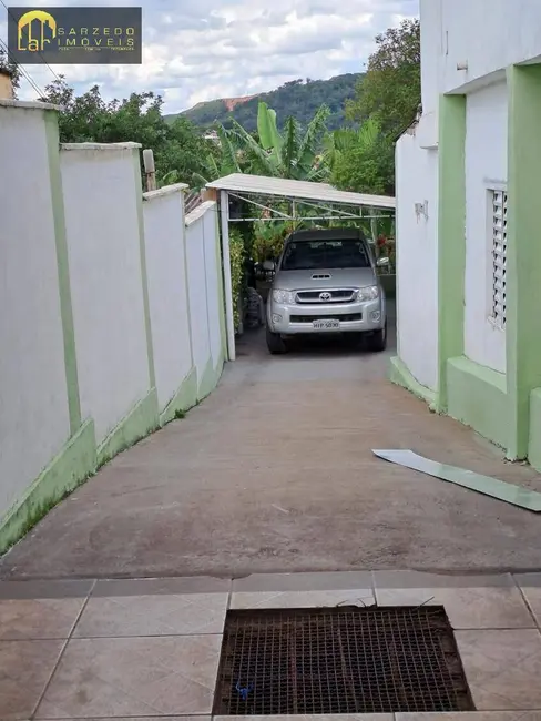 Foto 2 de Casa com 3 quartos à venda em Centro, Sarzedo - MG