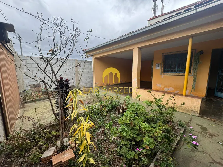 Foto 3 de Casa com 4 quartos à venda e para alugar, 360m2 em Centro, Sarzedo - MG