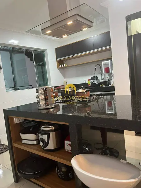 Foto 6 de Casa com 4 quartos à venda, 673m2 em Centro, Ibirite - MG