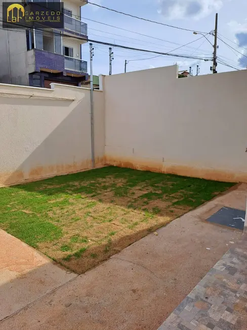 Foto 5 de Casa com 2 quartos à venda, 150m2 em Sarzedo - MG