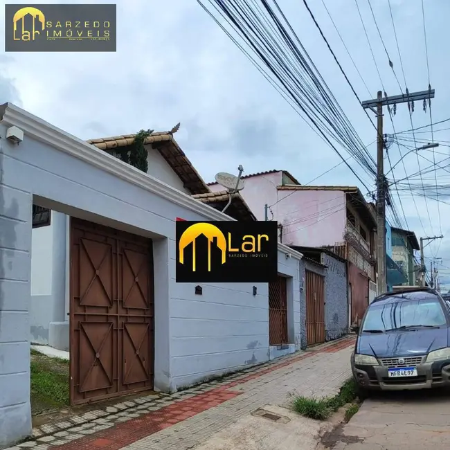 Foto 1 de Casa com 2 quartos à venda, 360m2 em Barreiro, Belo Horizonte - MG
