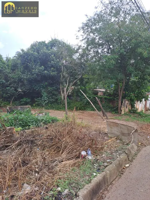 Foto 3 de Terreno / Lote à venda, 360m2 em Sarzedo - MG