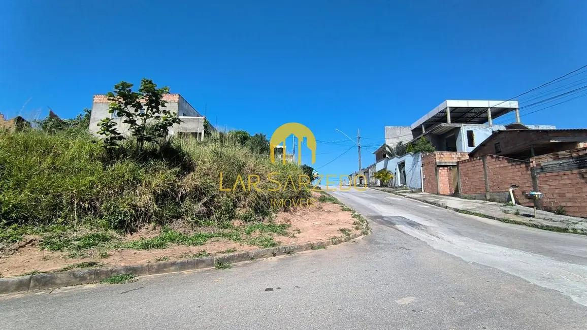 Foto 4 de Terreno / Lote à venda, 304m2 em Sarzedo - MG