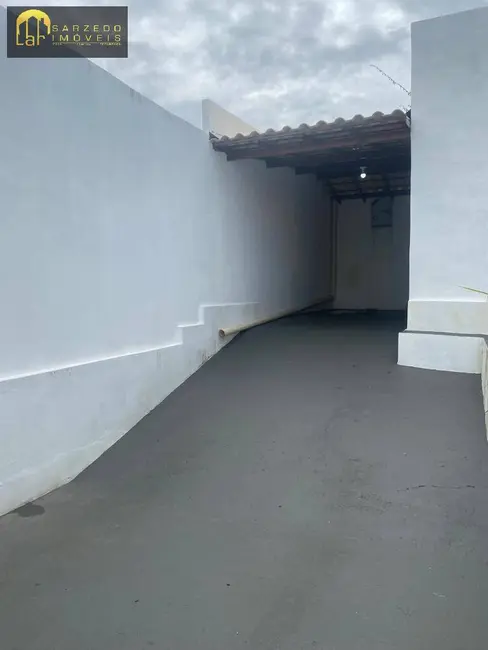 Foto 3 de Casa com 1 quarto à venda, 180m2 em Sarzedo - MG