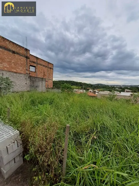 Foto 3 de Terreno / Lote à venda em Sarzedo - MG