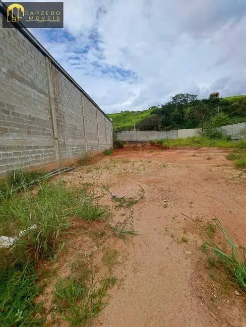 Foto 5 de Terreno / Lote à venda, 300m2 em Sarzedo - MG
