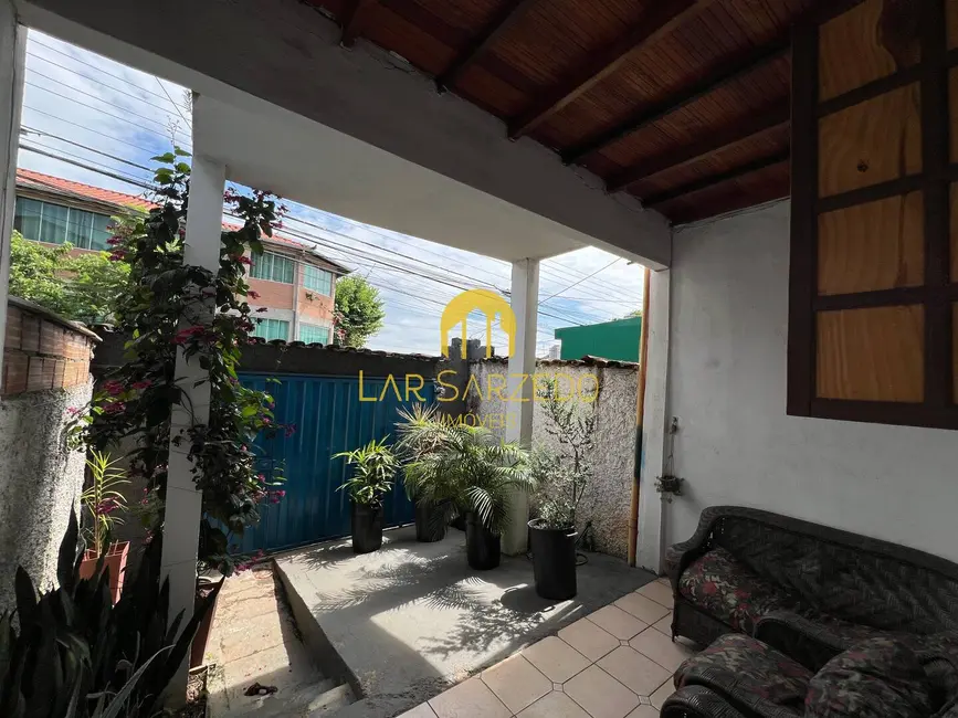 Casa com 3 quartos à venda, 180m2 em Diamante (Barreiro), Belo Horizonte - MG - imagem 5 Foto 5 de Casa com 3 quartos à venda, 180m2 em Diamante (Barreiro), Belo Horizonte - MG