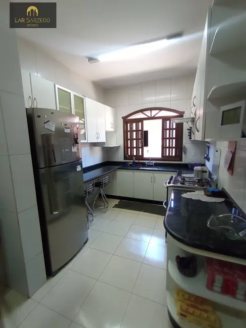 Casa com 3 quartos à venda, 360m2 em Sarzedo - MG - imagem 7 Foto 7 de Casa com 3 quartos à venda, 360m2 em Sarzedo - MG