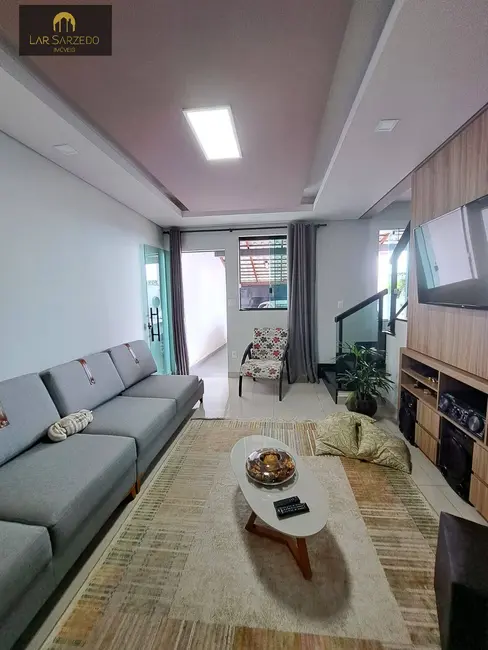 Foto 8 de Casa de Condomínio com 3 quartos à venda, 82m2 em Sarzedo - MG