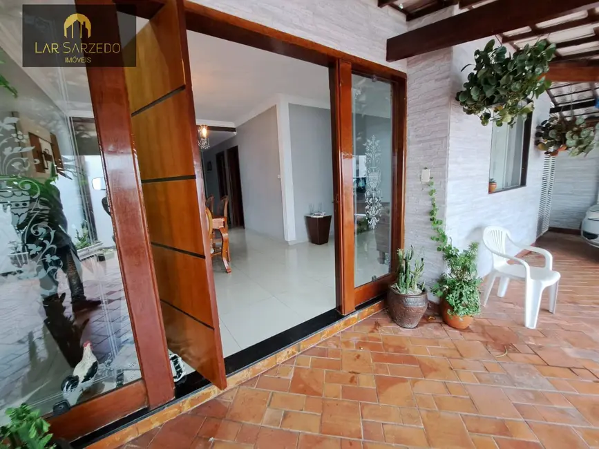 Foto 5 de Casa com 3 quartos à venda, 360m2 em Sarzedo - MG