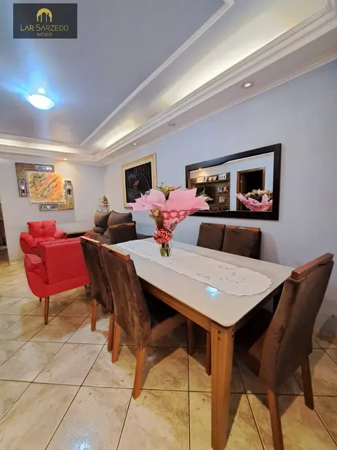 Foto 8 de Casa com 3 quartos à venda, 243m2 em Sarzedo - MG