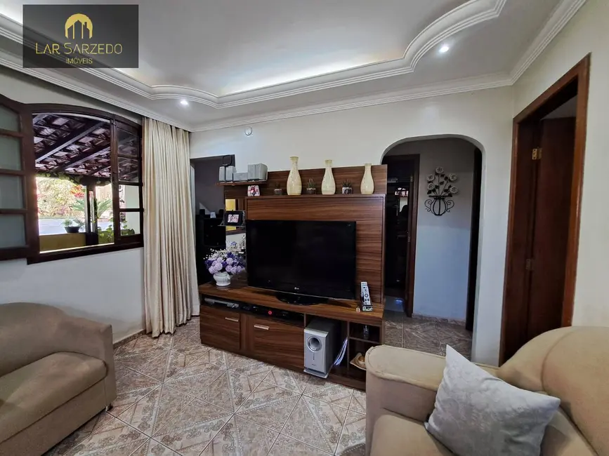 Casa com 2 quartos à venda, 260m2 em Sarzedo - MG - imagem 6 Foto 6 de Casa com 2 quartos à venda, 260m2 em Sarzedo - MG