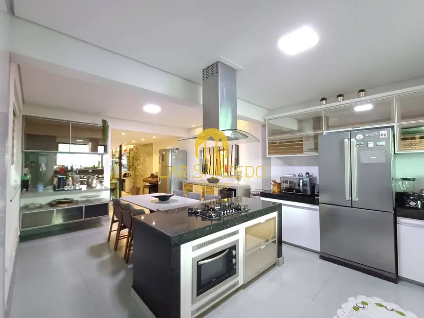 Foto 8 de Casa de Condomínio com 3 quartos à venda, 180m2 em Sarzedo - MG