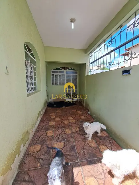 Foto 4 de Casa com 3 quartos à venda, 360m2 em Sarzedo - MG