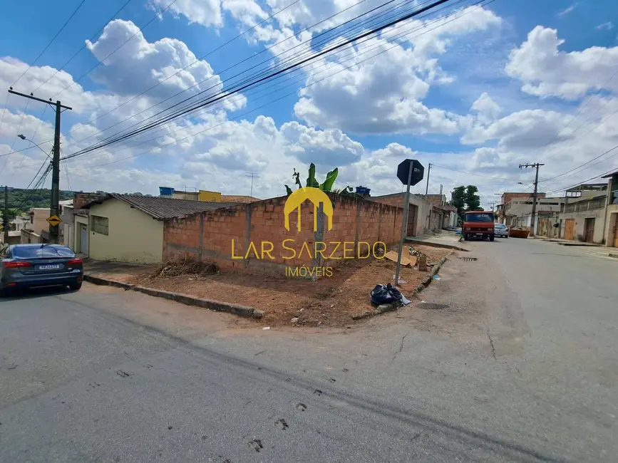 Foto 3 de Casa com 3 quartos à venda, 360m2 em Sarzedo - MG