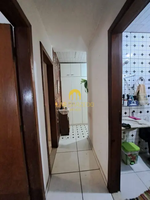 Foto 7 de Casa com 4 quartos à venda, 278m2 em Sarzedo - MG