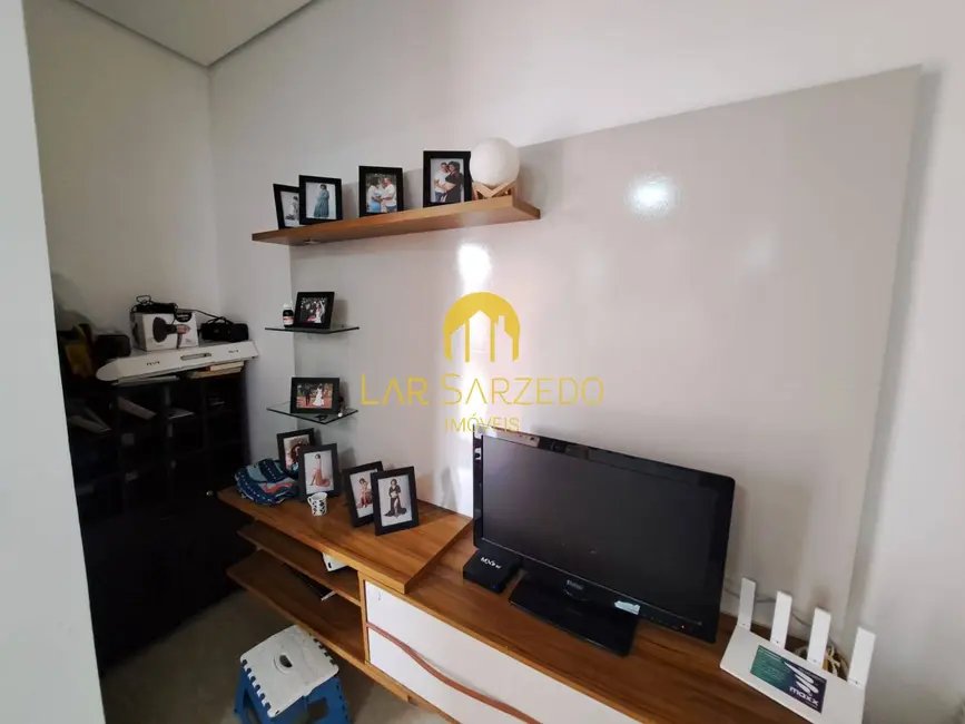 Foto 3 de Casa com 2 quartos à venda, 250m2 em Sarzedo - MG