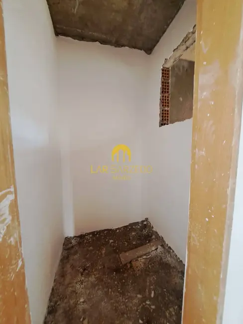 Foto 8 de Casa com 4 quartos à venda, 960m2 em Mario Campos - MG