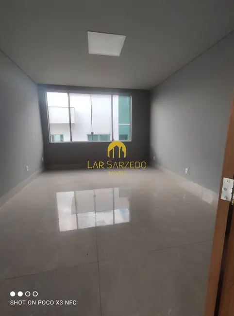 Foto 8 de Casa com 3 quartos à venda, 1000m2 em Mario Campos - MG