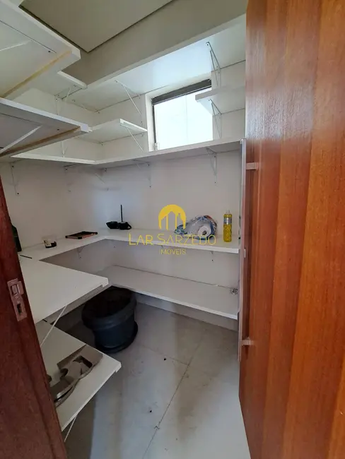 Casa com 4 quartos à venda, 572m2 em Mario Campos - MG - imagem 9 Foto 9 de Casa com 4 quartos à venda, 572m2 em Mario Campos - MG