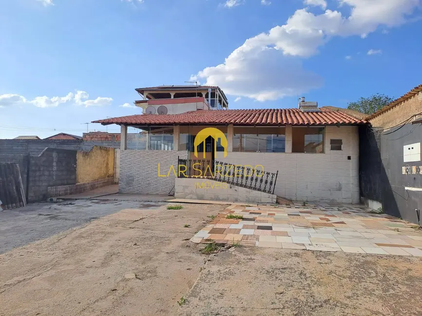 Foto 1 de Terreno / Lote à venda, 382m2 em Sarzedo - MG