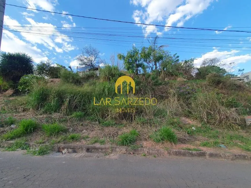 Foto 1 de Terreno / Lote à venda, 394m2 em Sarzedo - MG