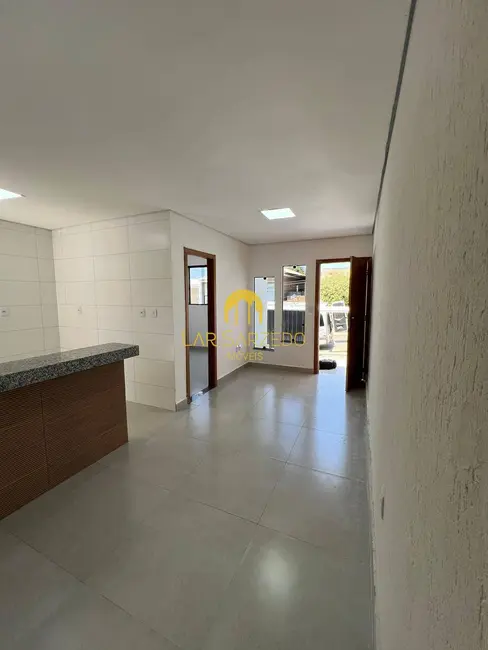 Casa com 3 quartos à venda em Sarzedo - MG - imagem 4 Foto 4 de Casa com 3 quartos à venda em Sarzedo - MG