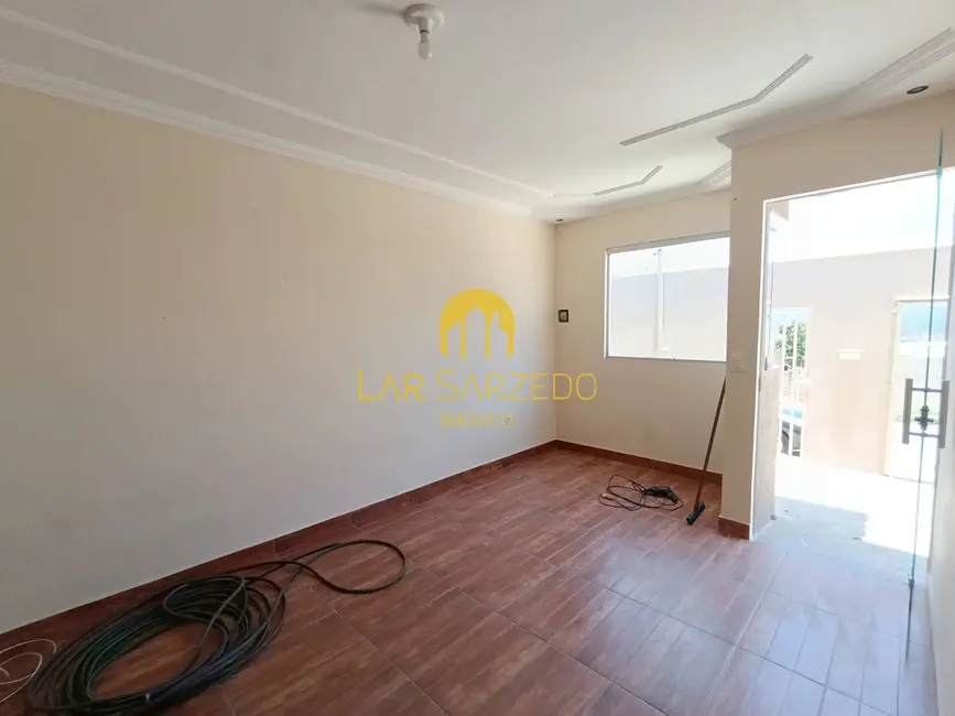 Foto 4 de Casa com 3 quartos para alugar, 141m2 em Sarzedo - MG