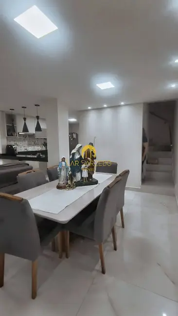 Foto 3 de Casa com 3 quartos à venda, 120m2 em Contagem - MG