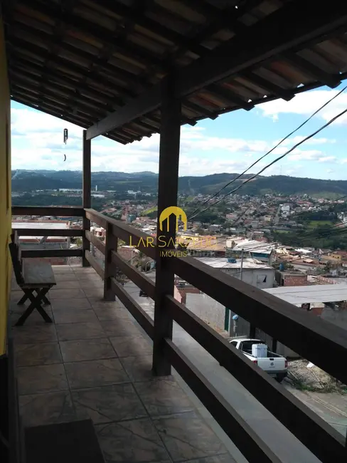 Foto 5 de Casa com 2 quartos à venda, 250m2 em Sarzedo - MG